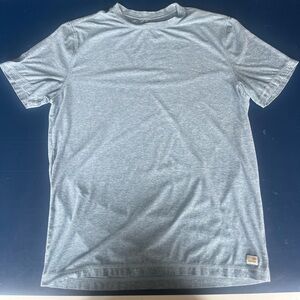 Men’s Vuori Short Sleeved Tee sz M Light blue